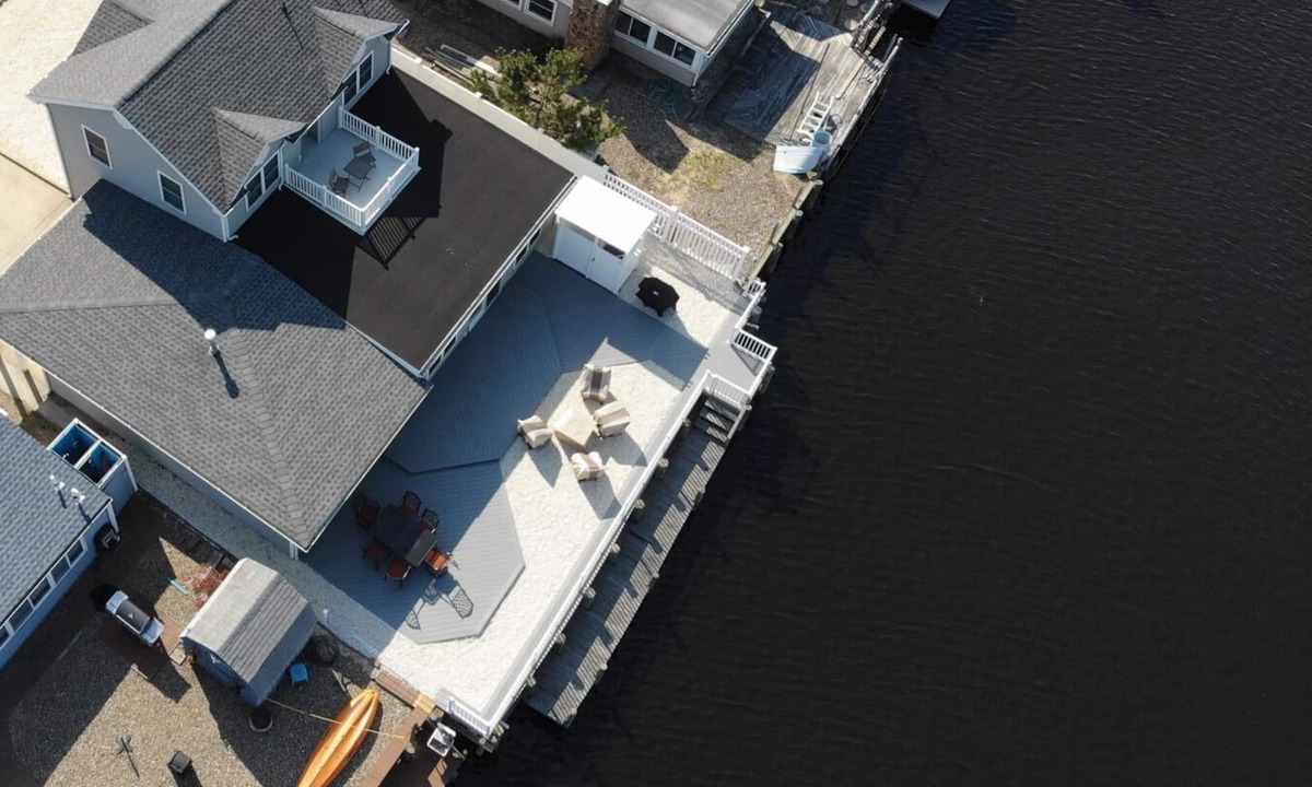 Beach Haven West House | Hidden waterfront gem in Beach Haven West