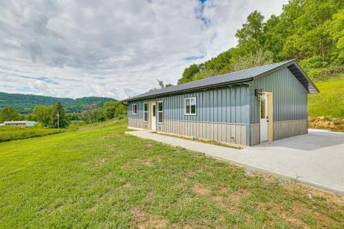 Viola House | Hike, Fish & Relax: Kickapoo River Cabin!
