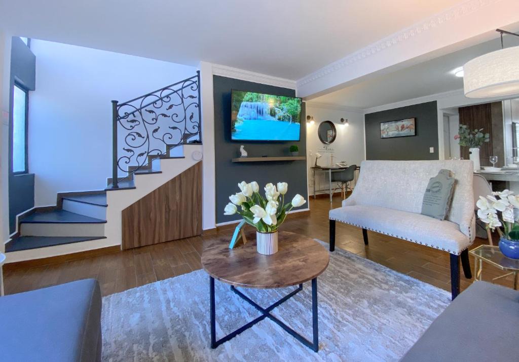 Tijuana Apartment | Hipódromo by Turquesa