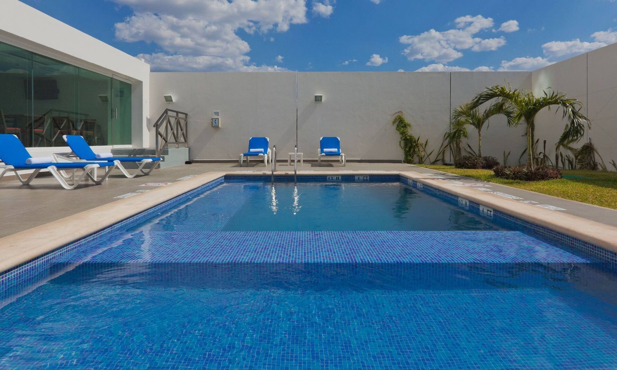 Zona Industrial Hotel | Holiday Inn Express Mérida by IHG