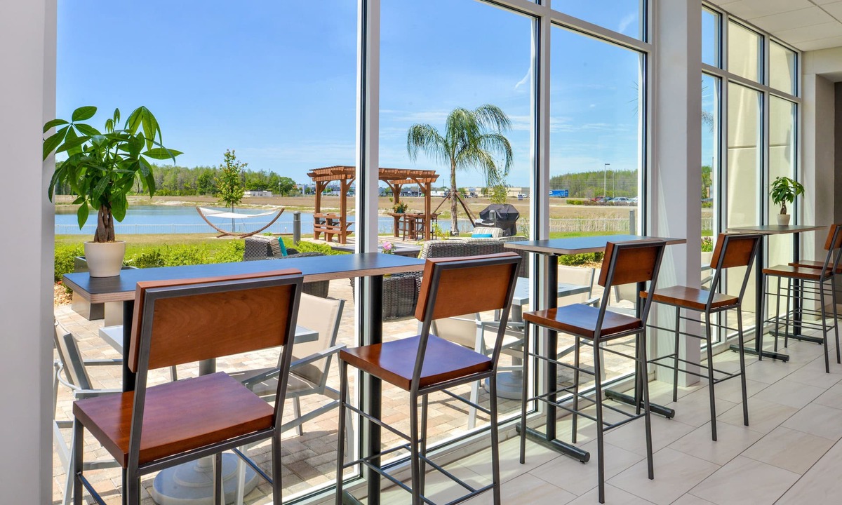 Trinity Hotel | Holiday Inn Express & Suites Trinity by IHG