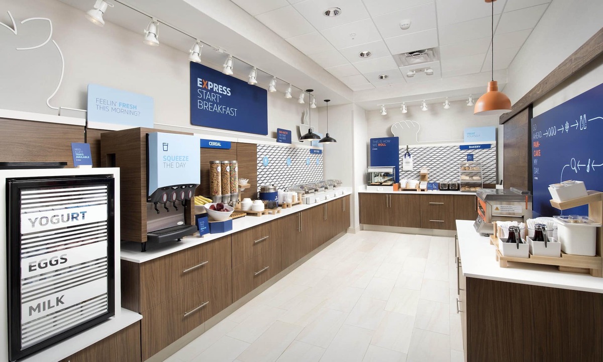 White Marsh Hotel | Holiday Inn Express White Marsh by IHG