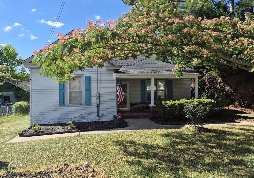 Littleton House | Home in walking distance to downtown Littleton
