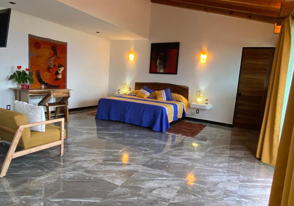 El Santuario House | Hospedaje Anturios Valle de Bravo