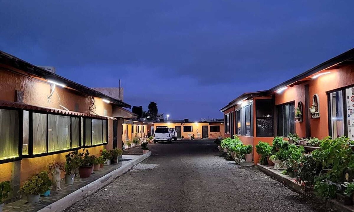 Guerrero Negro Hotel | Hotel Alma Viajera