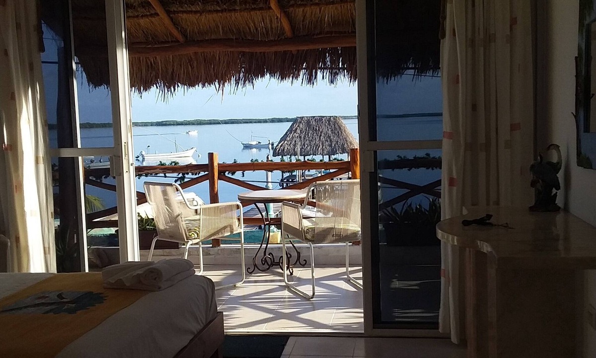 Rio Lagartos Hotel | Hotel Punta Ponto