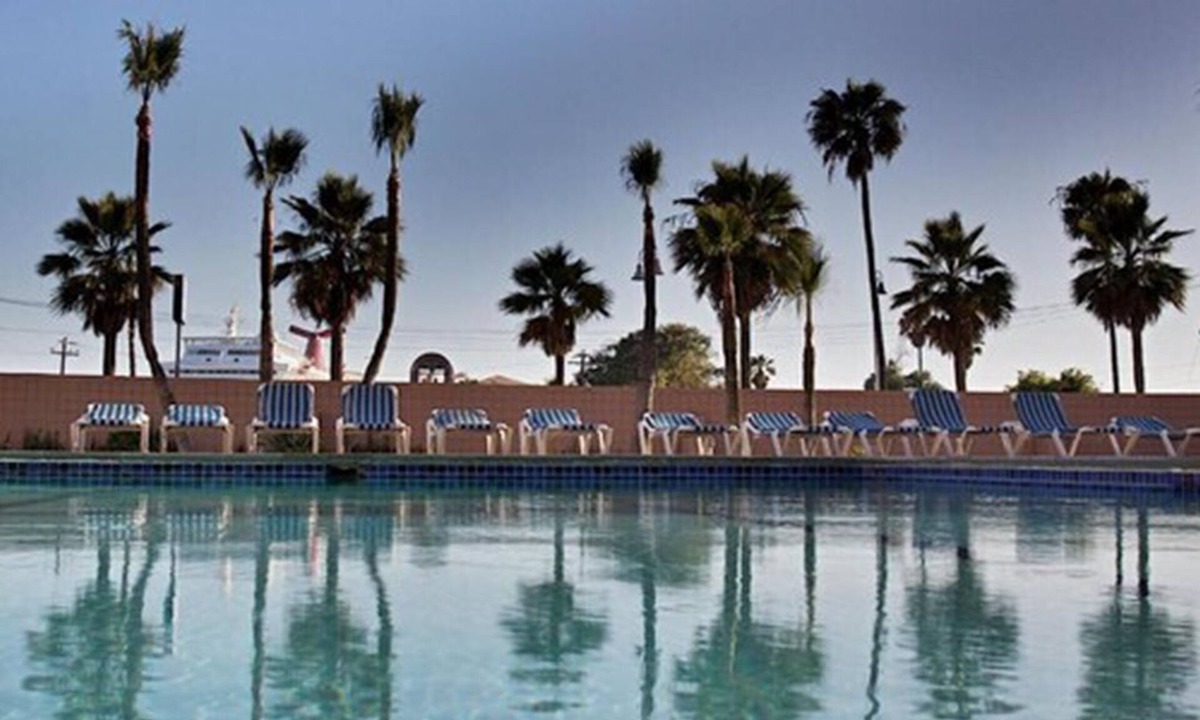 Playa Ensenada Hotel | Hotel Villa Marina