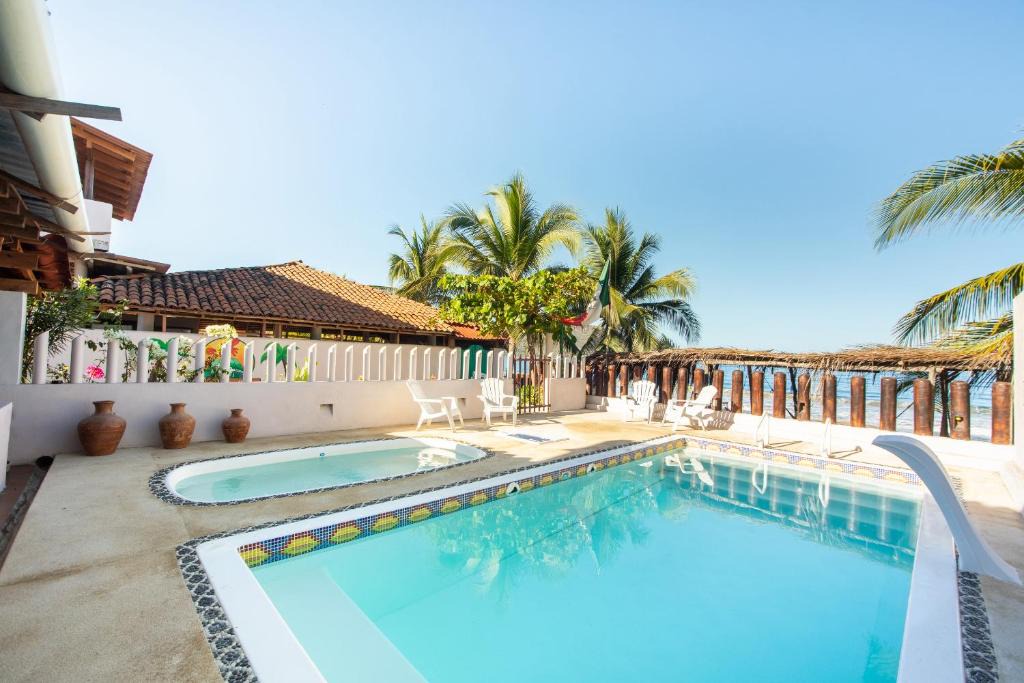 Barra de Potosi Hotel | Hotel Vista Guamilule