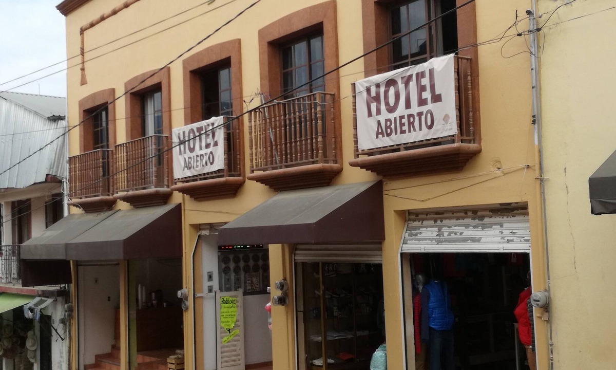 Jalpan de Serra Hotel | Hotel y Plaza Jalpan