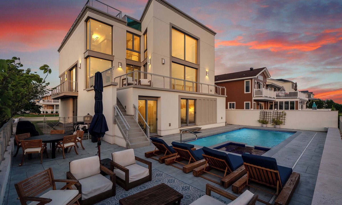 Southend House | Jersey Shore | Ocean View, Pool & BBQ Area