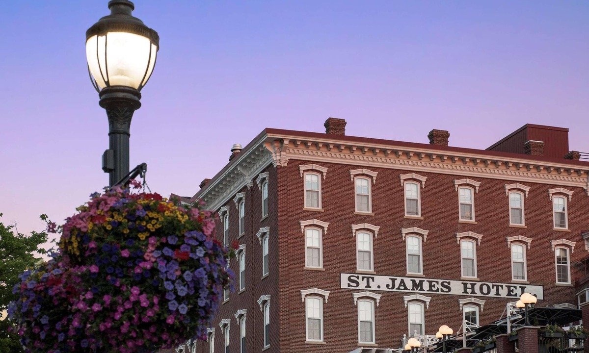 Red Wing Hotel | King Room -Historic Hotel -Close to Dining, Outdoor Adventure, Museums, & More!