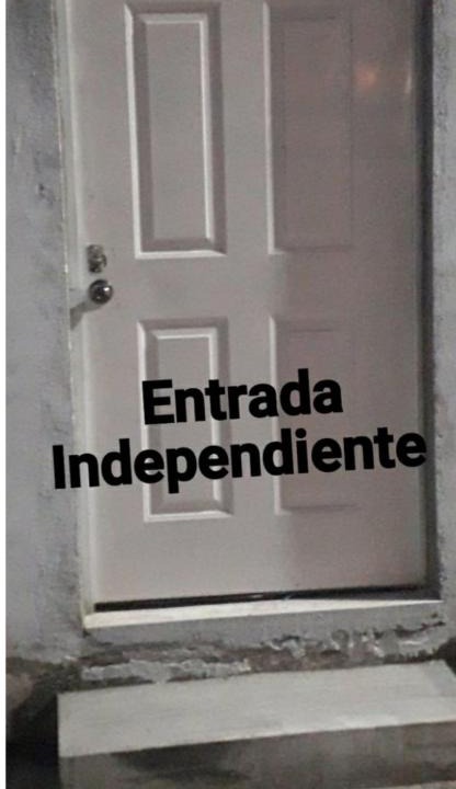 Celaya Apartment | La Habitacion.