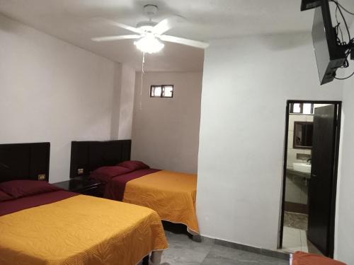 Parras de la Fuente House | La Terraza-Habitación 1