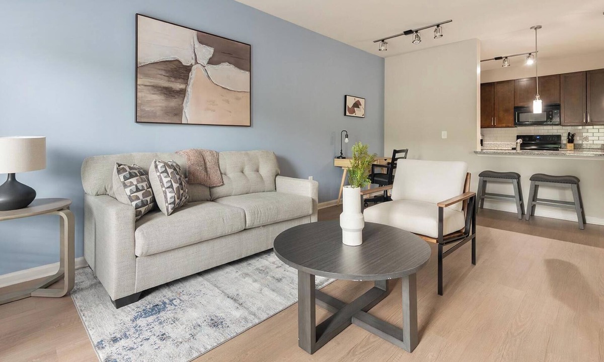 Manassas Park Apartment | Landing | Chic 1BD, Pool, Gym