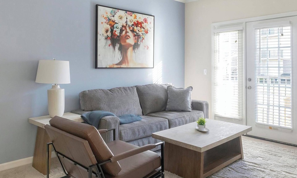 Hillsborough Apartment | Landing | Chic 2BD, Gym, Clubhouse