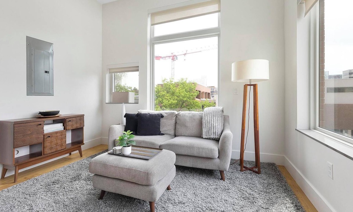 Cherry Creek Apartment | Landing | Stunning Studio, Rooftop Lounge