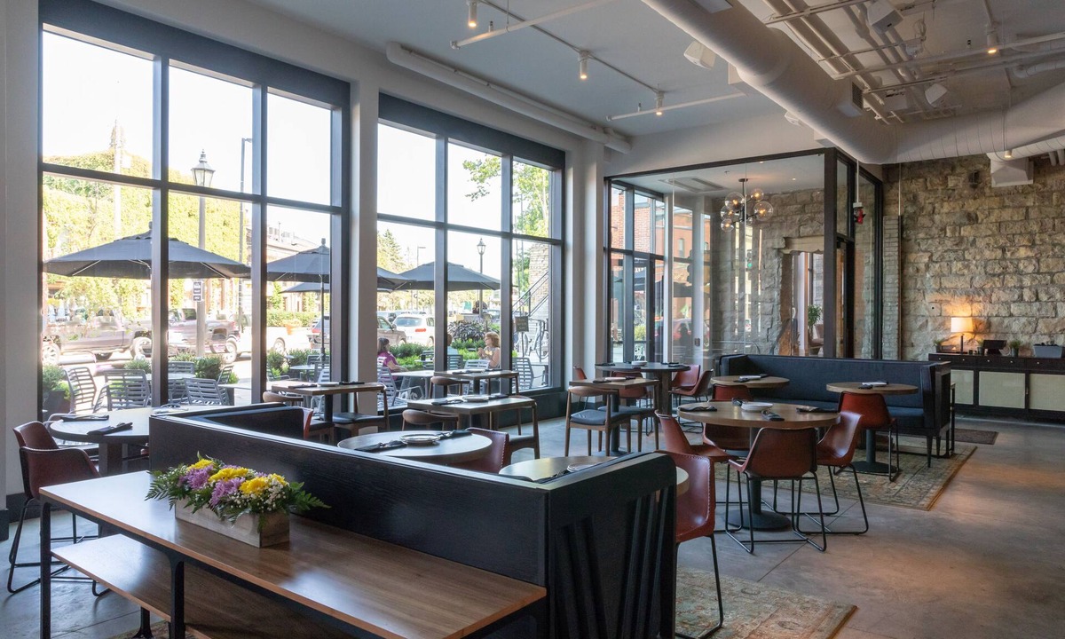 Stillwater Hotel | Lora