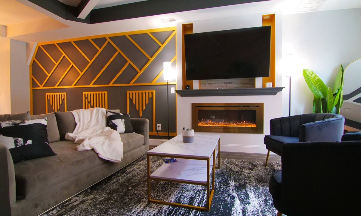 Downtown Baltimore House | Lux Stay near Patterson Park, John Hopkins, & Stadiums! Family & Pet-Friendly.