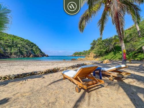 Chamela House | Luxury Oceanfront Villa - Private Beach - Pool
