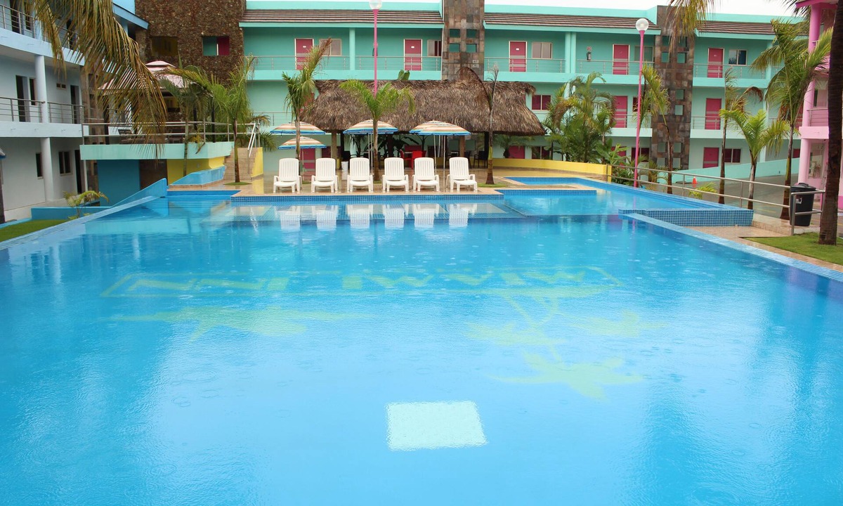 Las Jarretaderas Hotel | Miami Inn Hotel