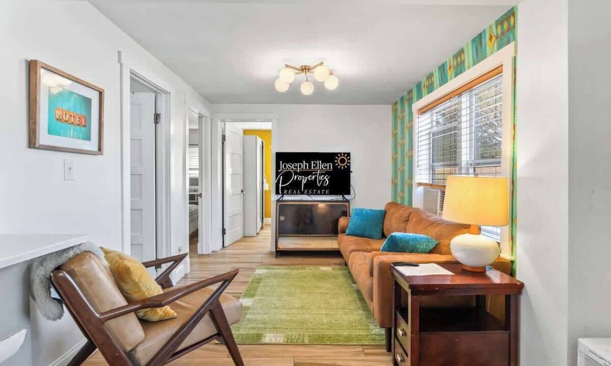 Riverside Apartment | Mid-Century Modern Riverside | Team Joseph Ellen