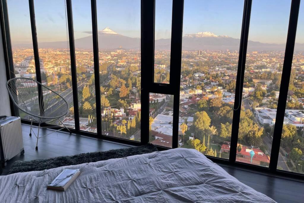 Puebla Apartment | Moderno con INCREIBLES vistas a los volcanes.