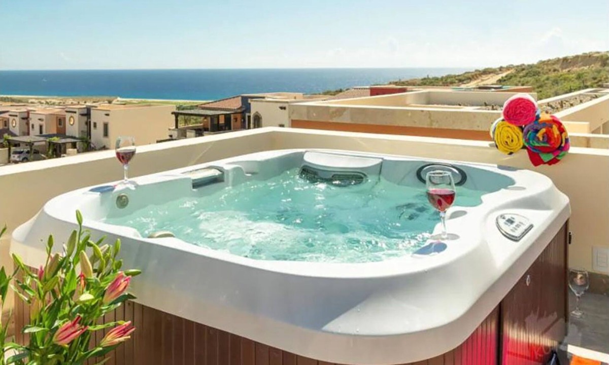 Paraiso Escondido Villa | ¡New 3BR-3.5BA w/Pool, Terrace, Jacuzzi, Golf Course & Oceanview!