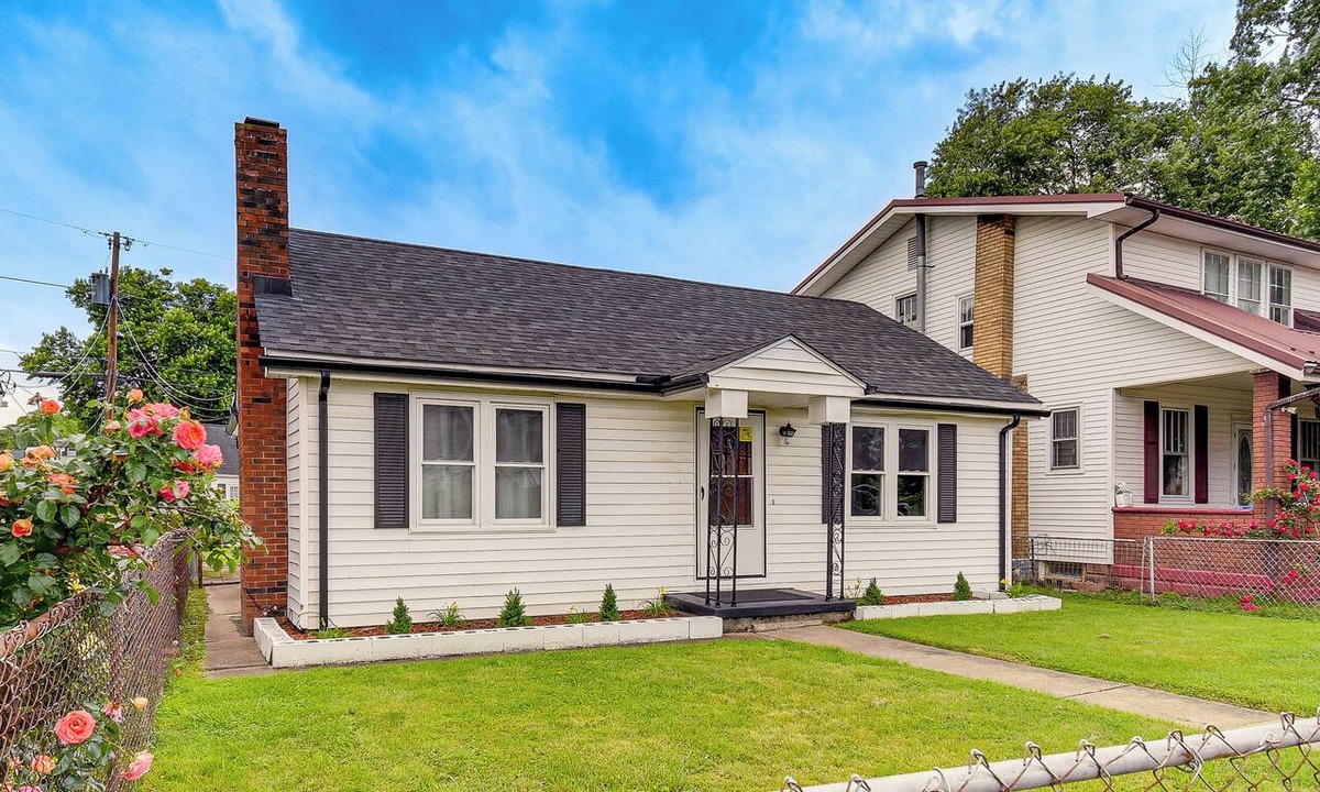 Ashland House | Nurse-Ready Home Half-Mi to UK King's Daughters