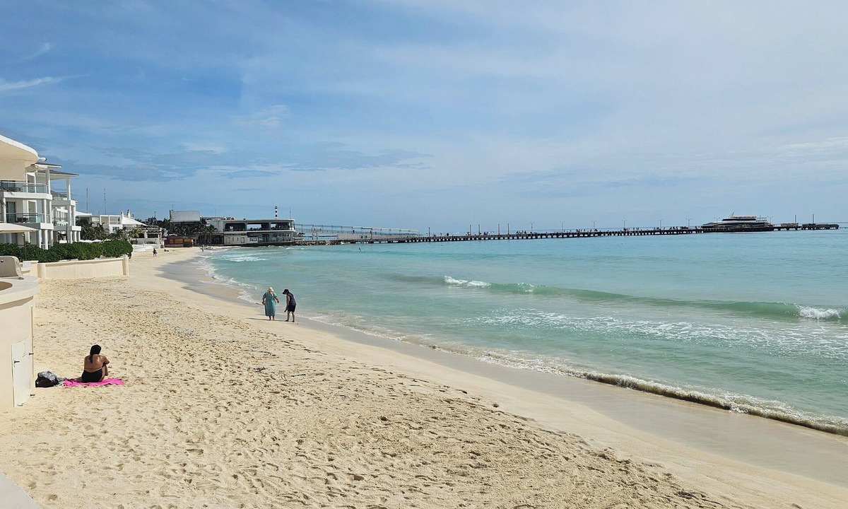 Playacar Fase I Condo | Ocean-Front, 3 Bedroom Penthouse, Family Friendly, Playa, Xaman Ha #7201.