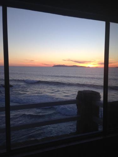 Punta Bandera Bed & Breakfast | Ocean Front Villa sleeps 6-15 (24hr gated community/private community) beach access