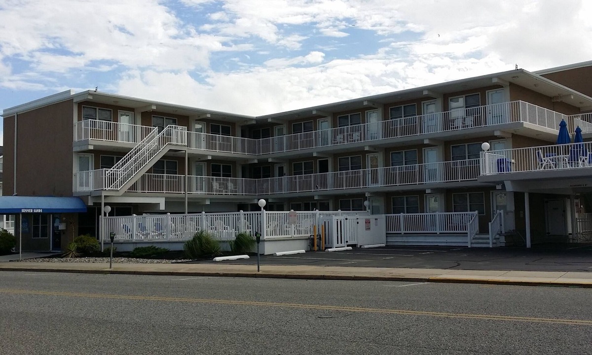 Wildwood Crest Condo | Ocean FUN Awaits You! Saturday to Saturday weekly rental throughout summer