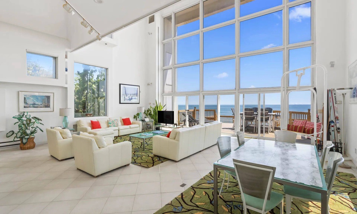 Croatan Beach House | Oceanfront Miami Vice House - Sleeps 12 - Croatan Beach