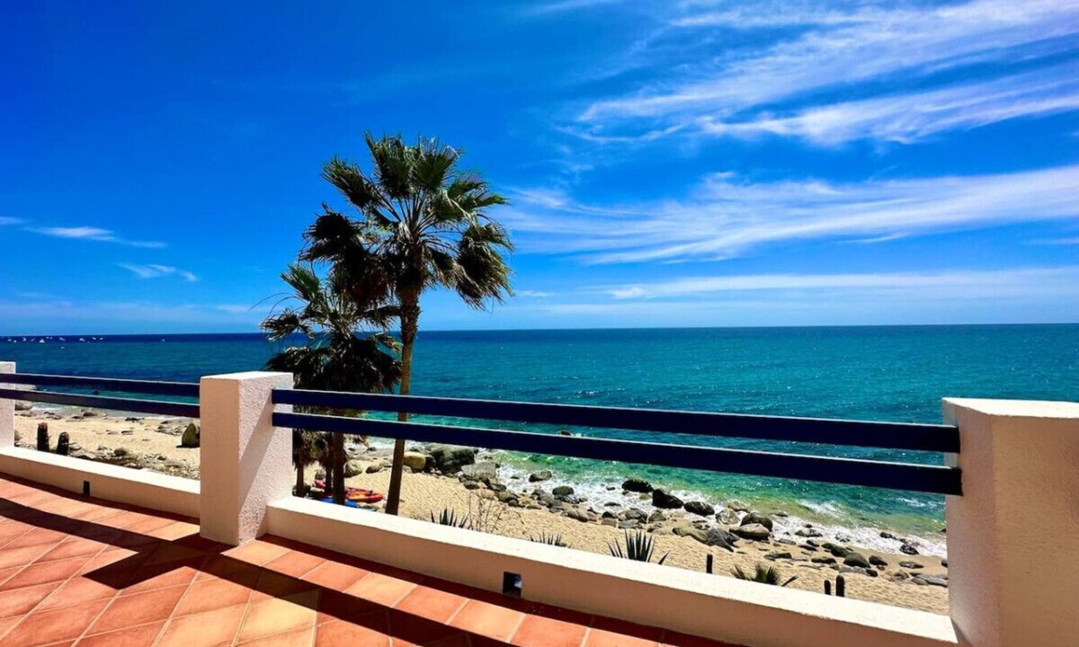 Buenavista Apartment | Oceanfront Two Bedroom Villa at Mar y Sol