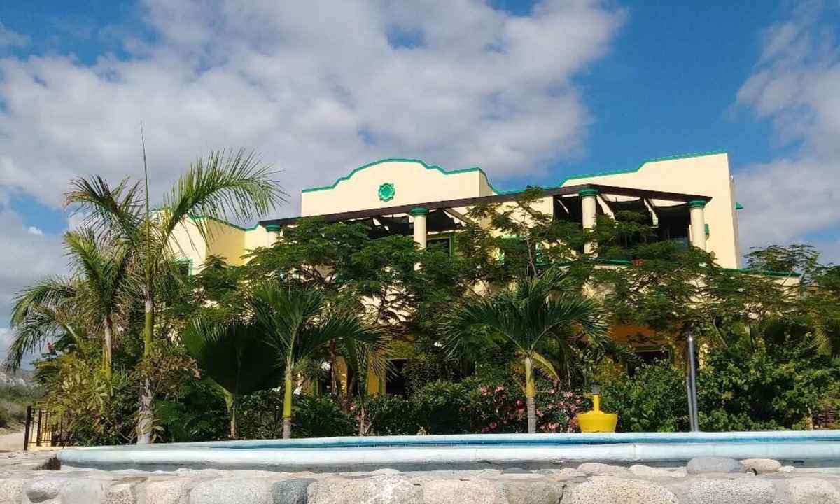 Los Barriles Villa | Oceanfront villa with infinity view pool, 1/2 mile north of LosBarriles sleeps 8