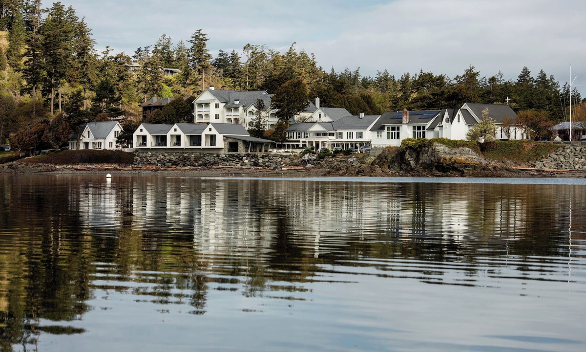 Eastsound Hotel | Outlook Inn