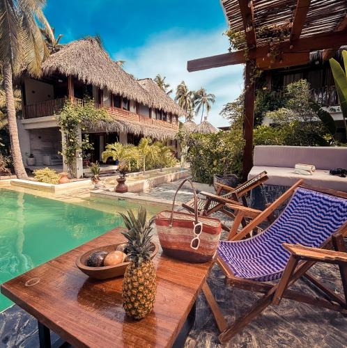 Saladita Villa | Paraíso del Surf, A 50m de las Olas Perfectas, AC, Starlink, Piscina, La Saladita surf