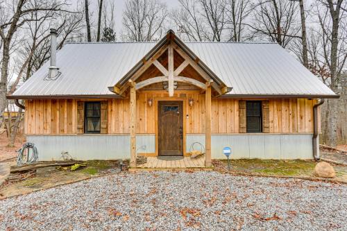 Rising Fawn House | Peaceful Hiker's Hideaway w/Deck on 1 Acre!