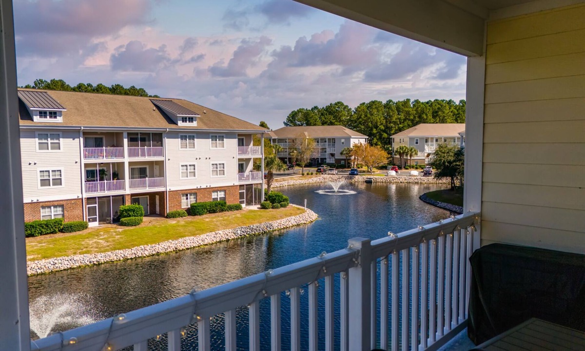 North Myrtle Beach Condo | Premier Golf Location - Barefoot Resort! Family/dog friendly - 2 pools/beach!