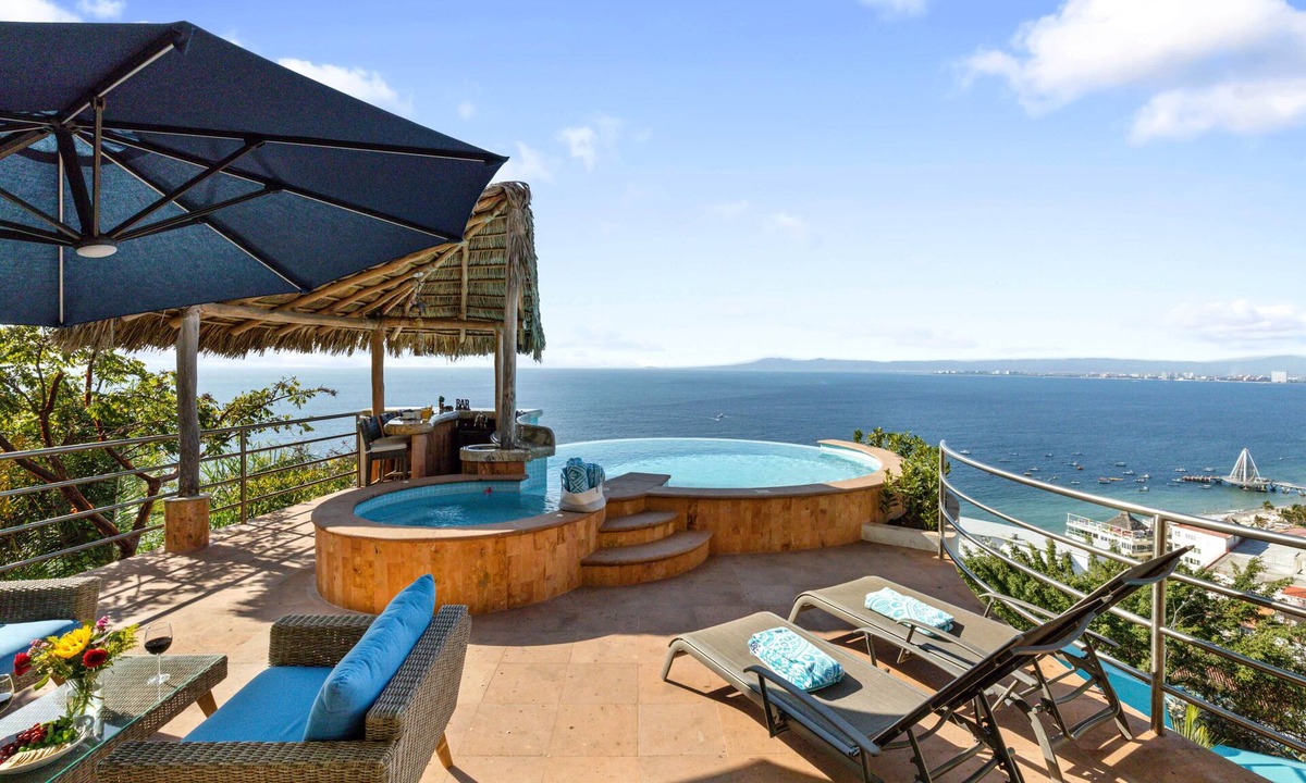 Amapas Villa | Private Infinity Pool Villa, Amazing Ocean Views, Sunsets, Palapa Bar & More!