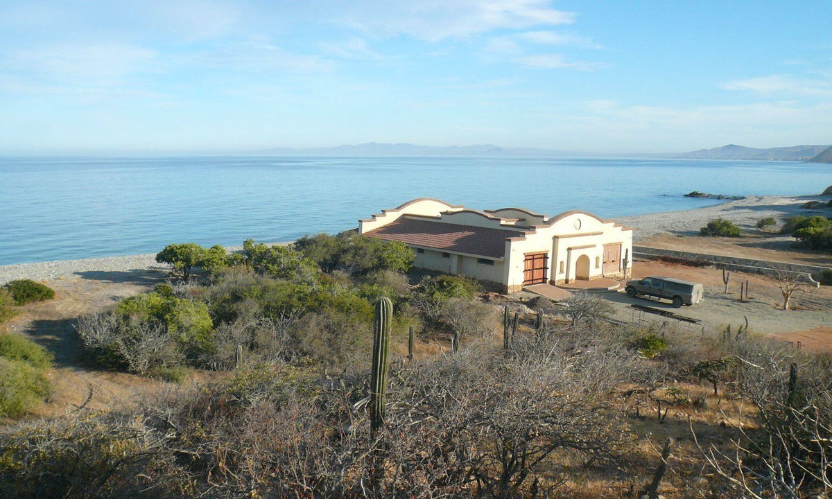 Los Barriles House | Private Oceanfront Gem