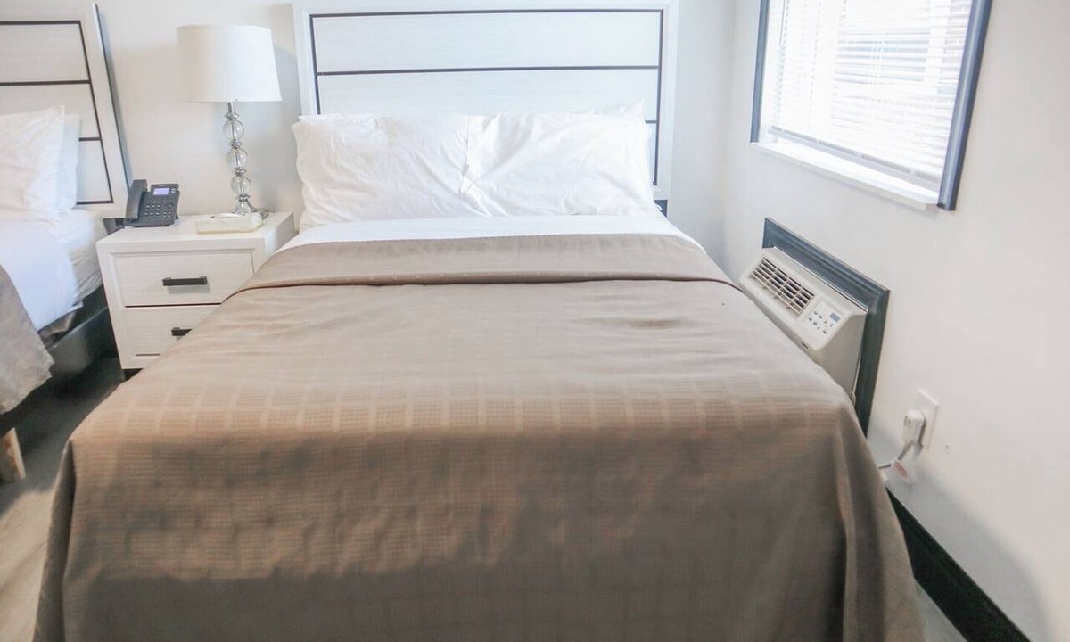 Ronks Apartment | Queen Bed | Ronks, PA