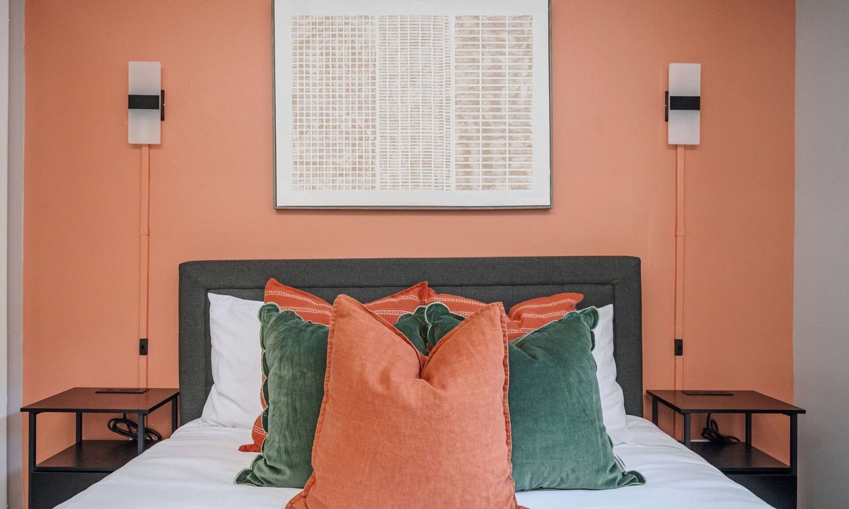 College Park Apartment | [REFRESHED] The Traveler's Retreat, 5 mins to airport and 15 mins to downtown