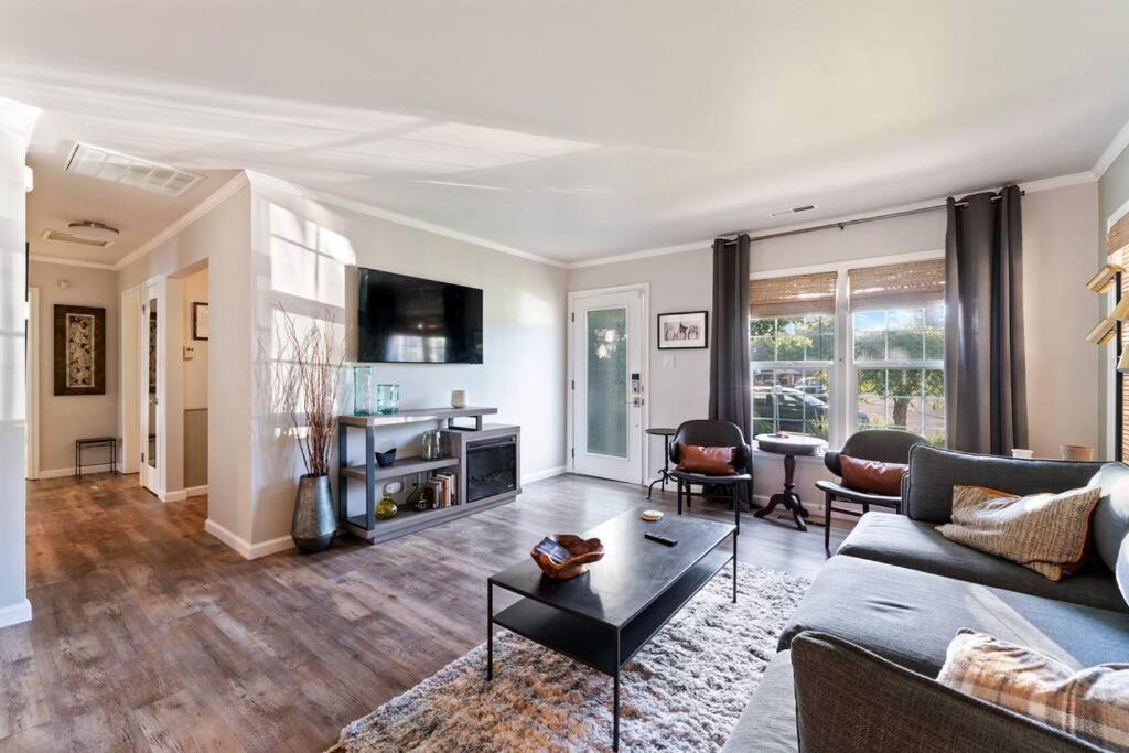 Old Southwest House | Reno Roost