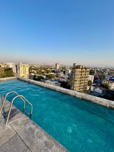 Roma Norte Apartment | Roma Norte, pool, gym, rooftop, coworking, balcony & parking