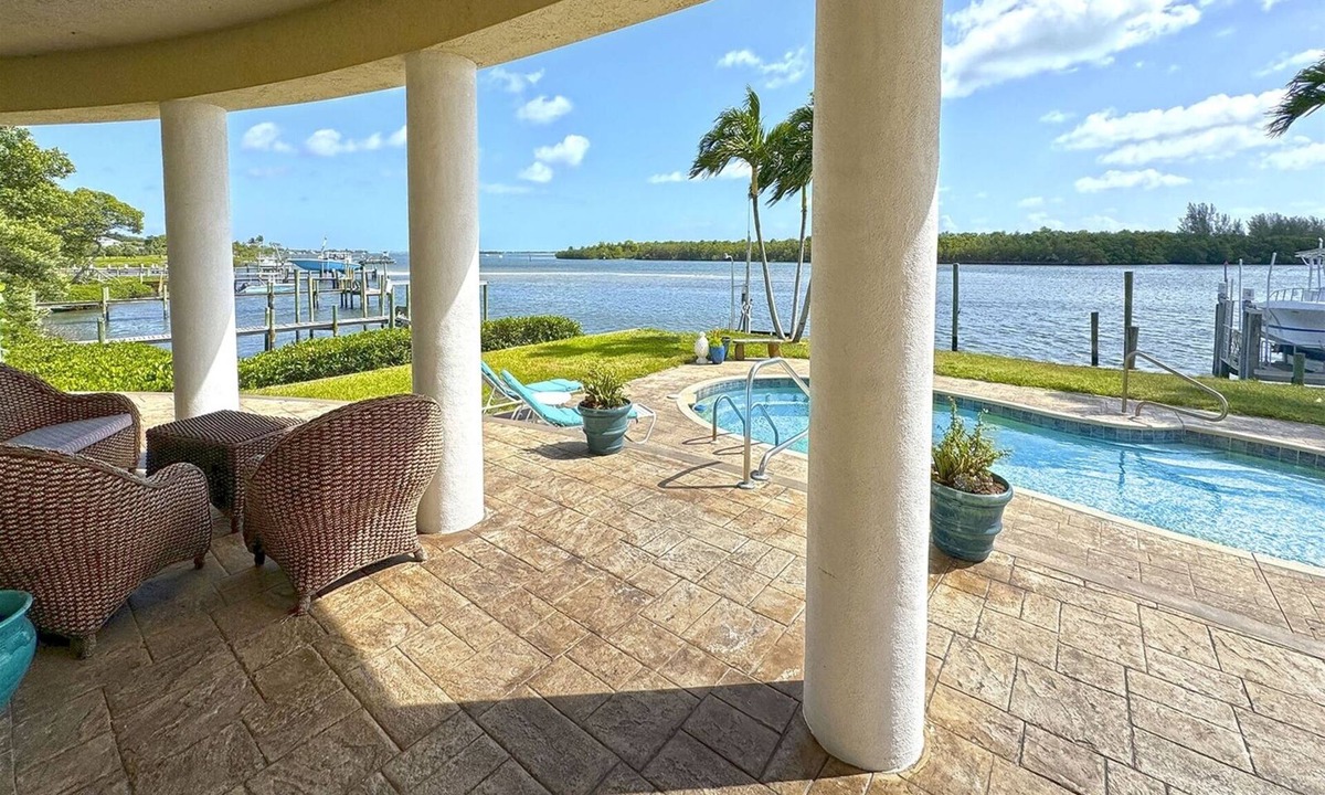Rocky Point House | Sandman's Haven Retreat