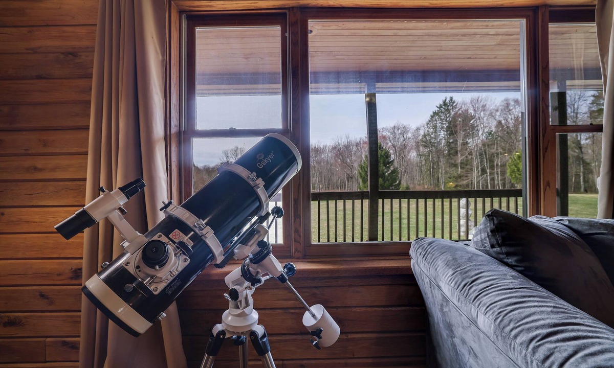 Lake Ariel House | Secluded & Tranquil Retreat for 14 in the Poconos – Firepit/Games/Stargazing+