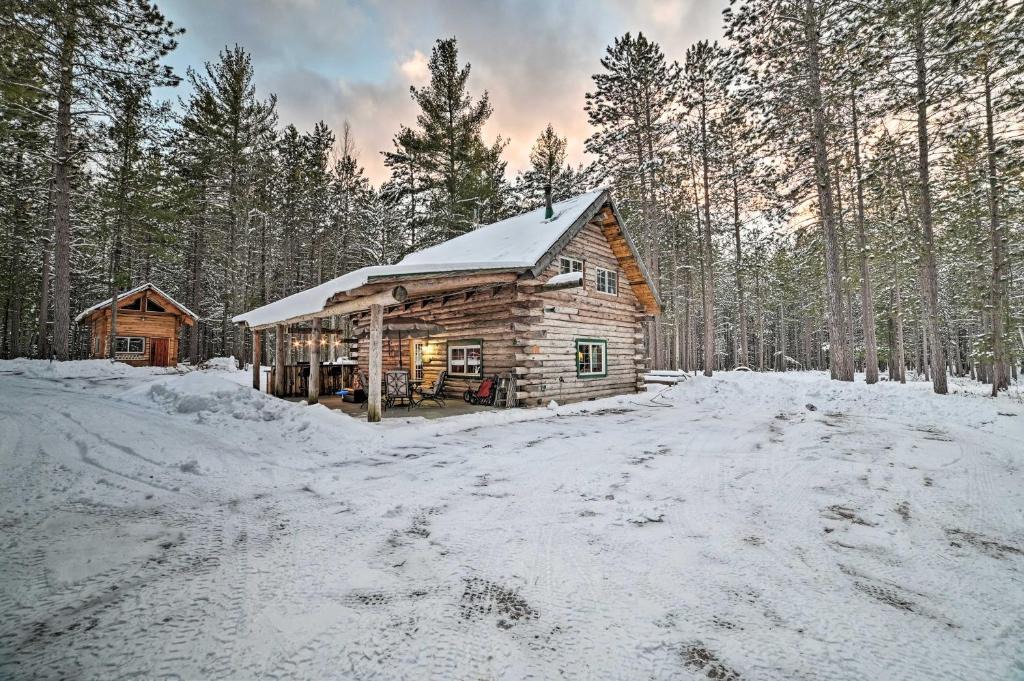 Vanderbilt House | Secluded Vanderbilt Cabin, 9 Mi to Treetops!
