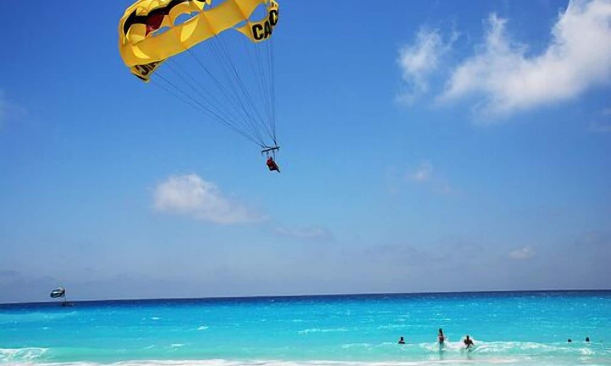 Zona Hotelera Condo | SEPT OCT SALE Amazing Beach Front Apartment-3 BDRMS, 3 Baths, sleeps 8