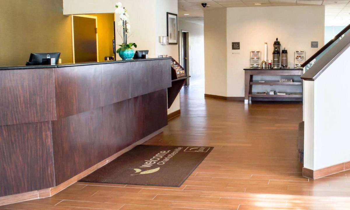 Charlottesville Hotel | Sleep Inn & Suites Monticello