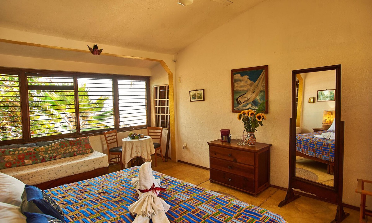 Acapulco Bed & Breakfast | Small luxury hotel, Hideaway near Acapulco on the beach